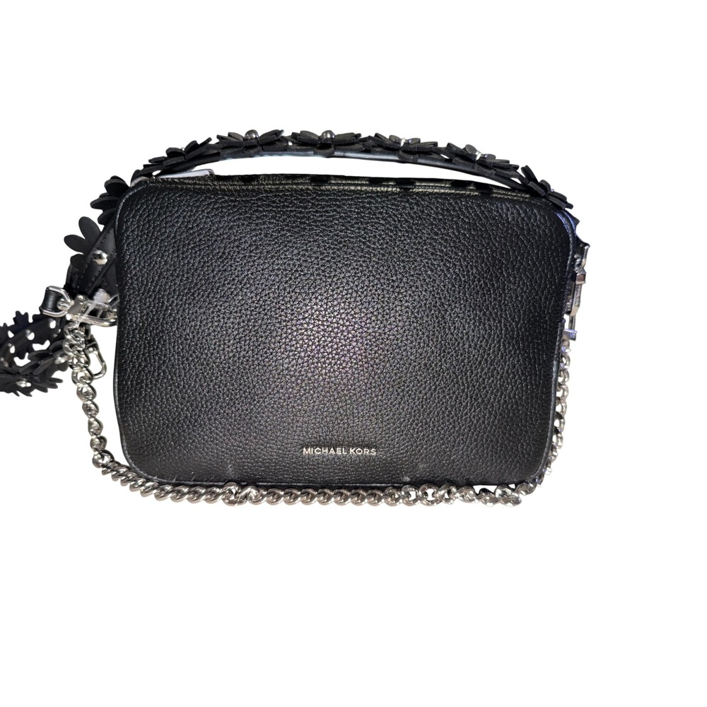 431. Michael Kors Bryant Medium Leather Camera Crossbody Bag Black Daisy Strap